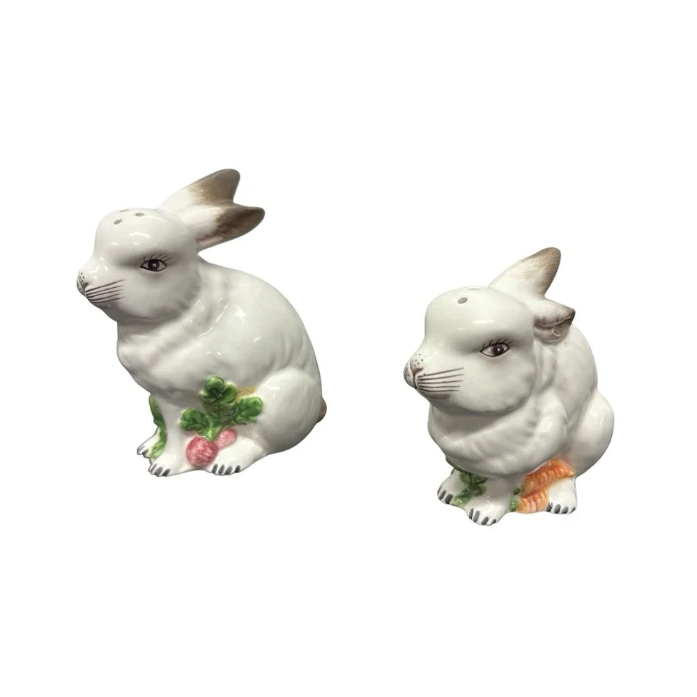 J Willfred Salt Pepper Shakers Ceramic‎ Bunny Rabbit Easter Spring Charles Sadek